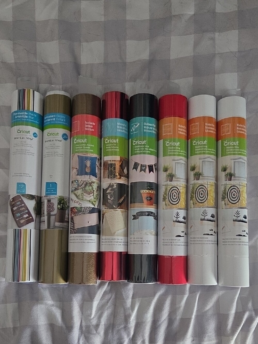 NWT Cricut Assorted Premium Vinyl